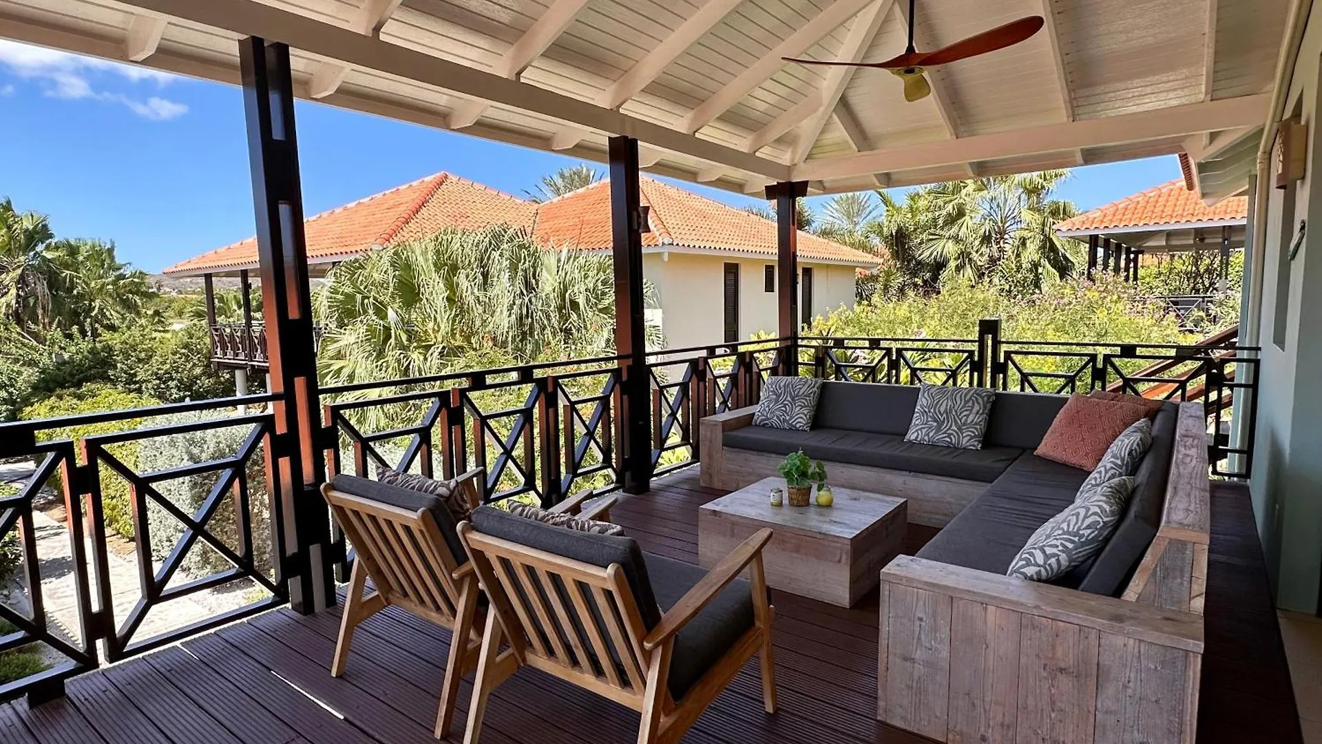 Blue Bay Beach Villas 0*, Blue Bay Curaçao
