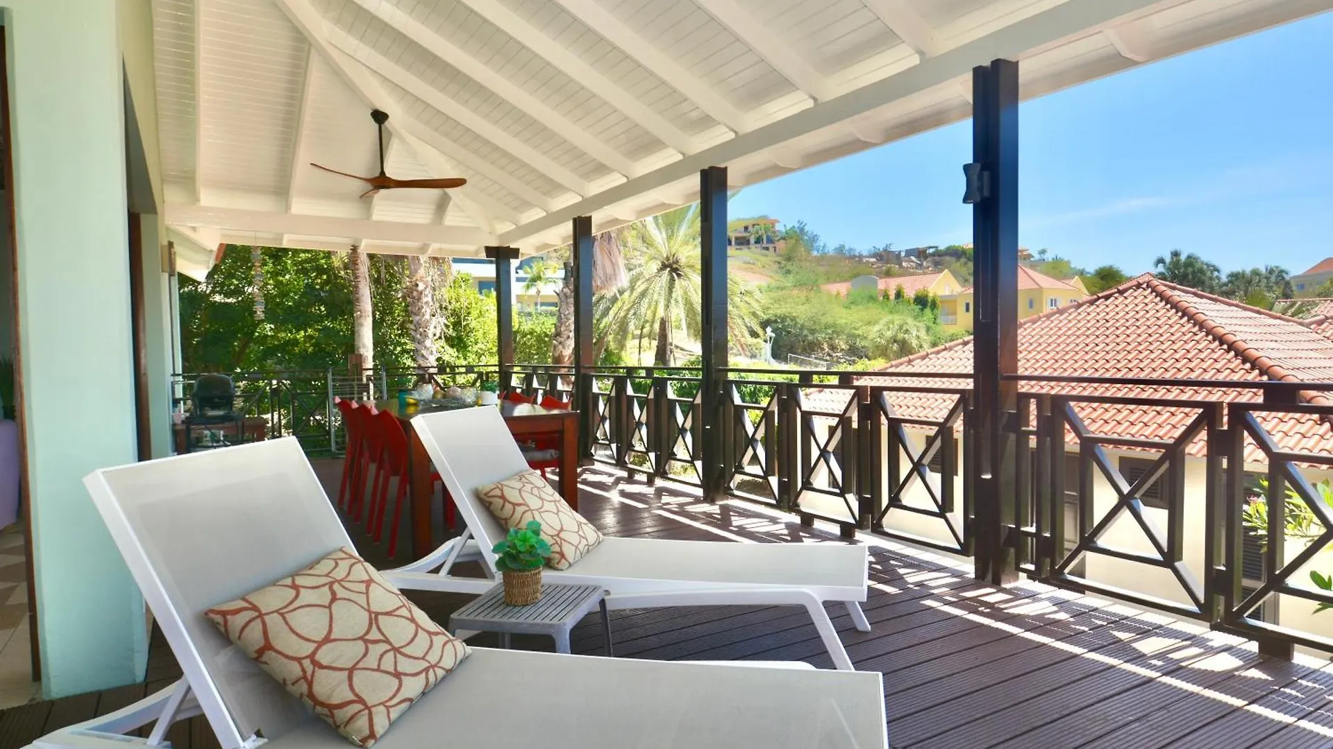 Blue Bay Beach Villas Ferienhaus