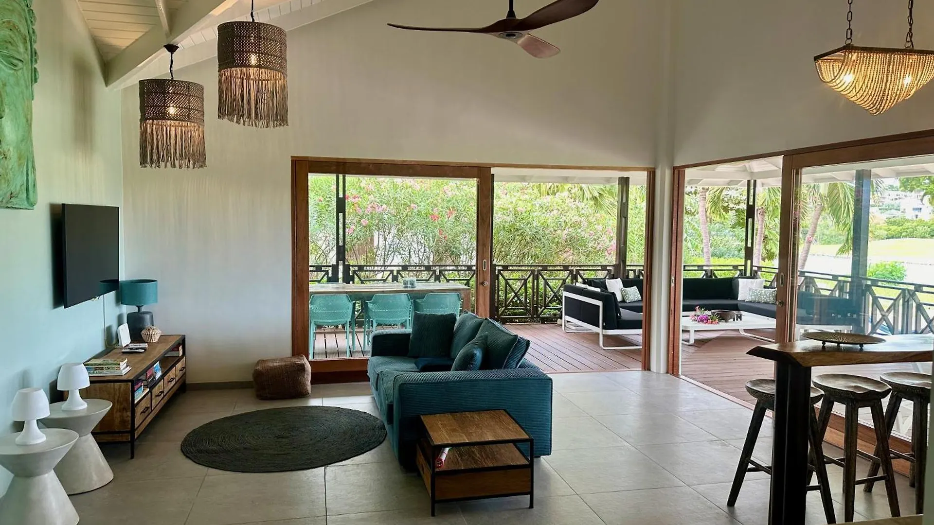 Blue Bay Beach Villas & Apartments 0*, בלו ביי קוראסאו
