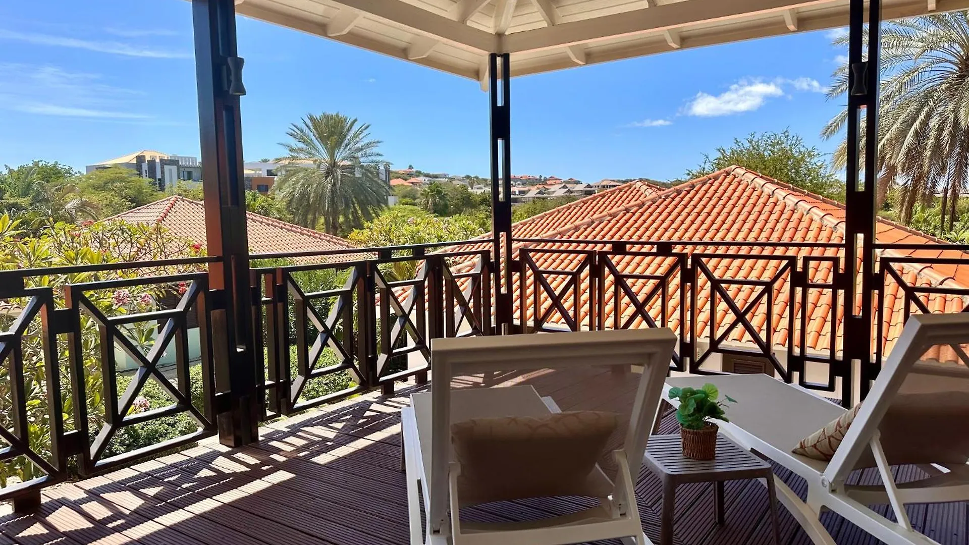 Blue Bay Beach Villas & Apartments 0*, בלו ביי