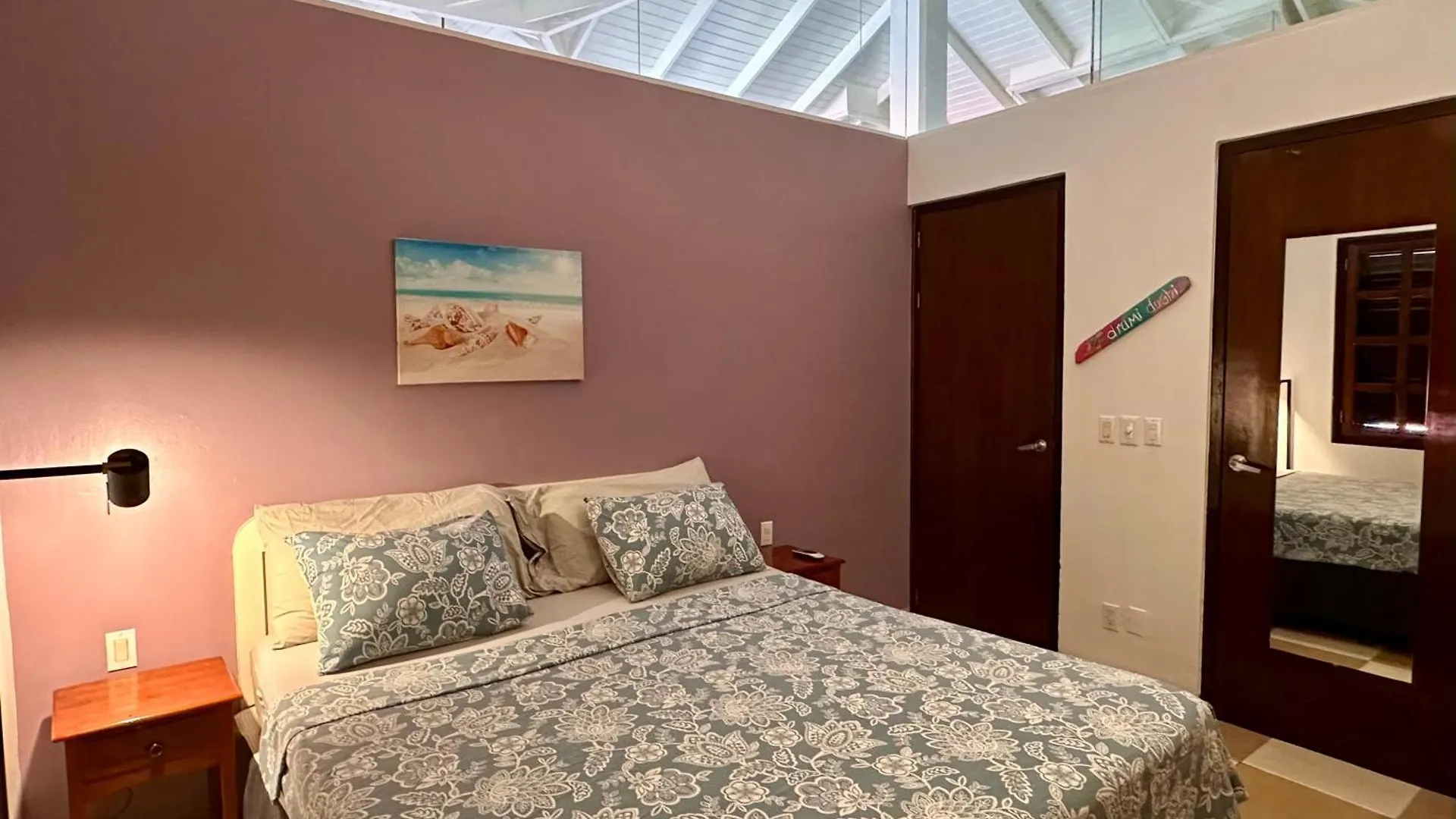 בית נופש Blue Bay Beach Villas & Apartments
